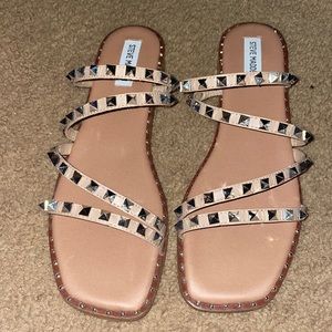 *BRAND NEW* Steve Madden Skyler tan sandals